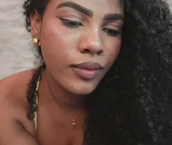 Naomixjones