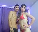 pareja_exposiva